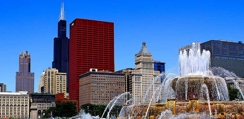 Chicago Cubs Chicago's Buckingham Fountain in the summer