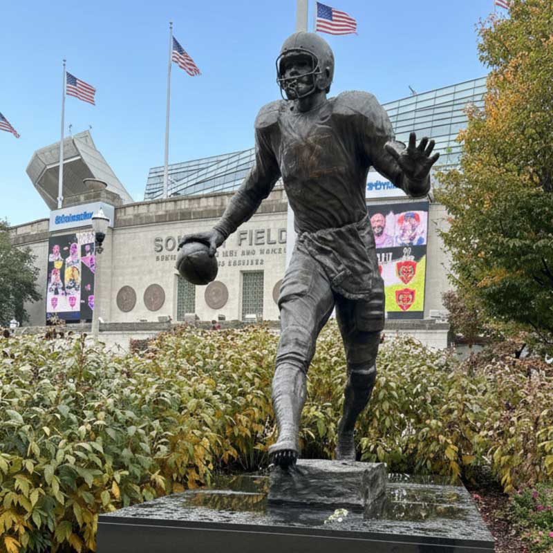 Chicago Bears The Walter Payton Statue at the entrance of Soldier Field