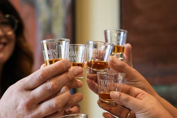 TownBranchTasting600x400