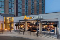 Hilton Arlington Bar & Restaurant