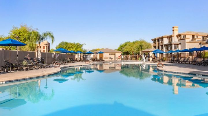 Saturday Only - 2 night Hilton Scottsdale Links Resort