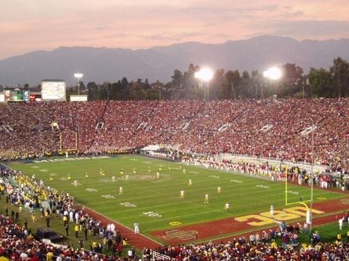 4 night Doubletree Marina del Rey - Game & Parade (2027)