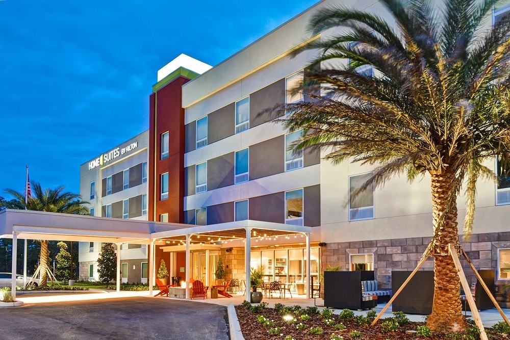 2 night Home2 Suites Daytona Speedway