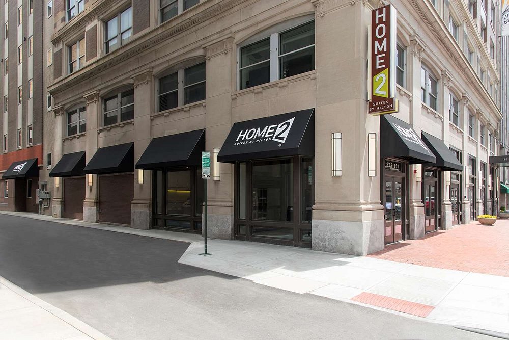 3 night Home2 Suites Hilton Downtown Indianapolis - 2027 (Race & Parade)