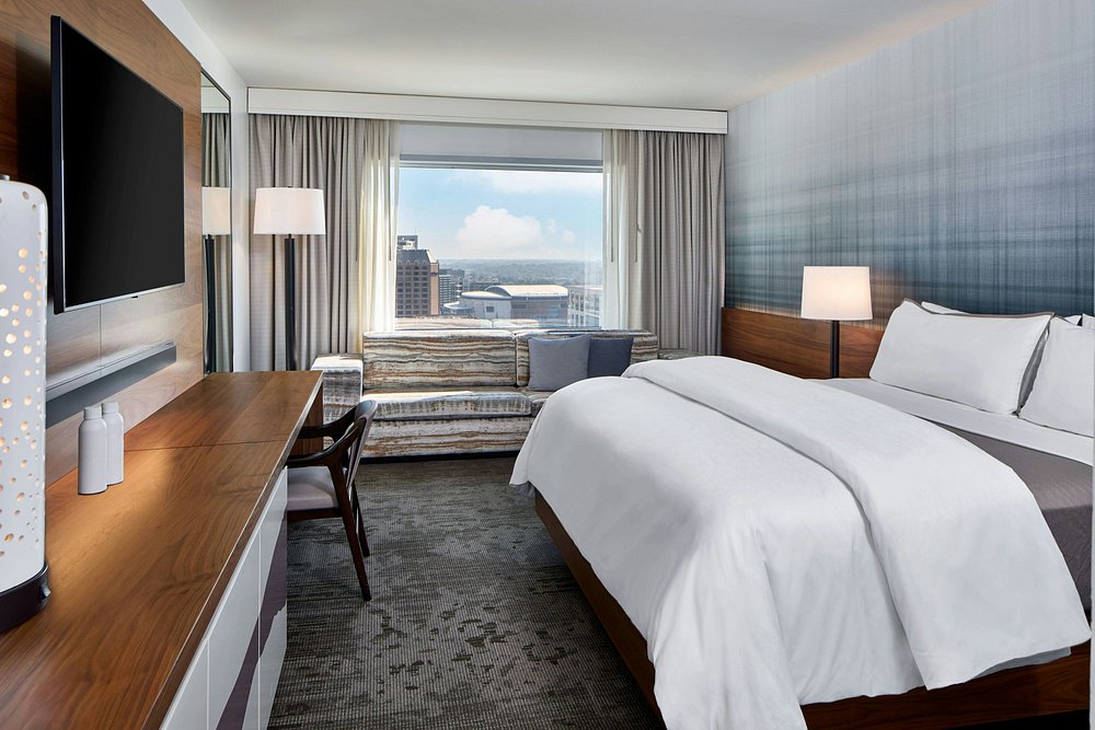 3 night Westin Downtown Charlotte (2027)