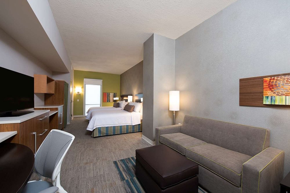 4 night Home2 Suites Hilton Downtown Indianapolis - 2027 (Race, Legends Day, & Carb Day)