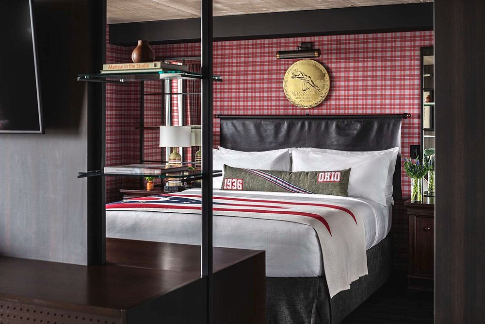 4 night Graduate by Hilton Downtown Columbus