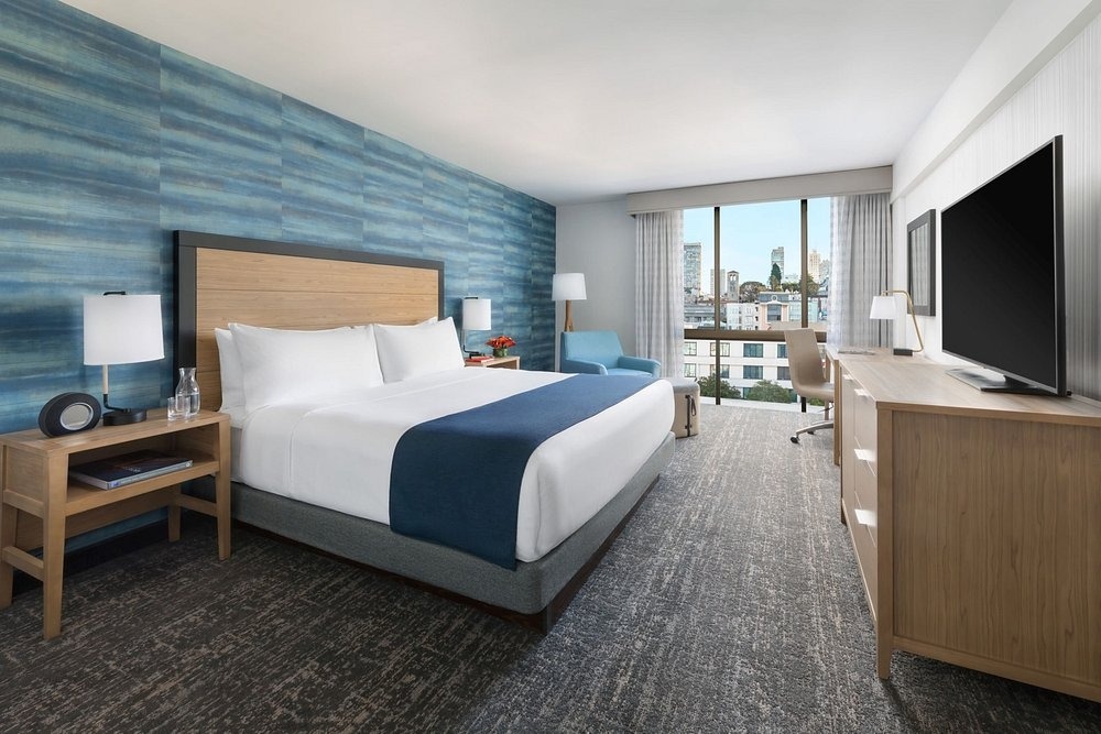 3 night Hotel Caza Fisherman's Wharf (With Hospitality)
