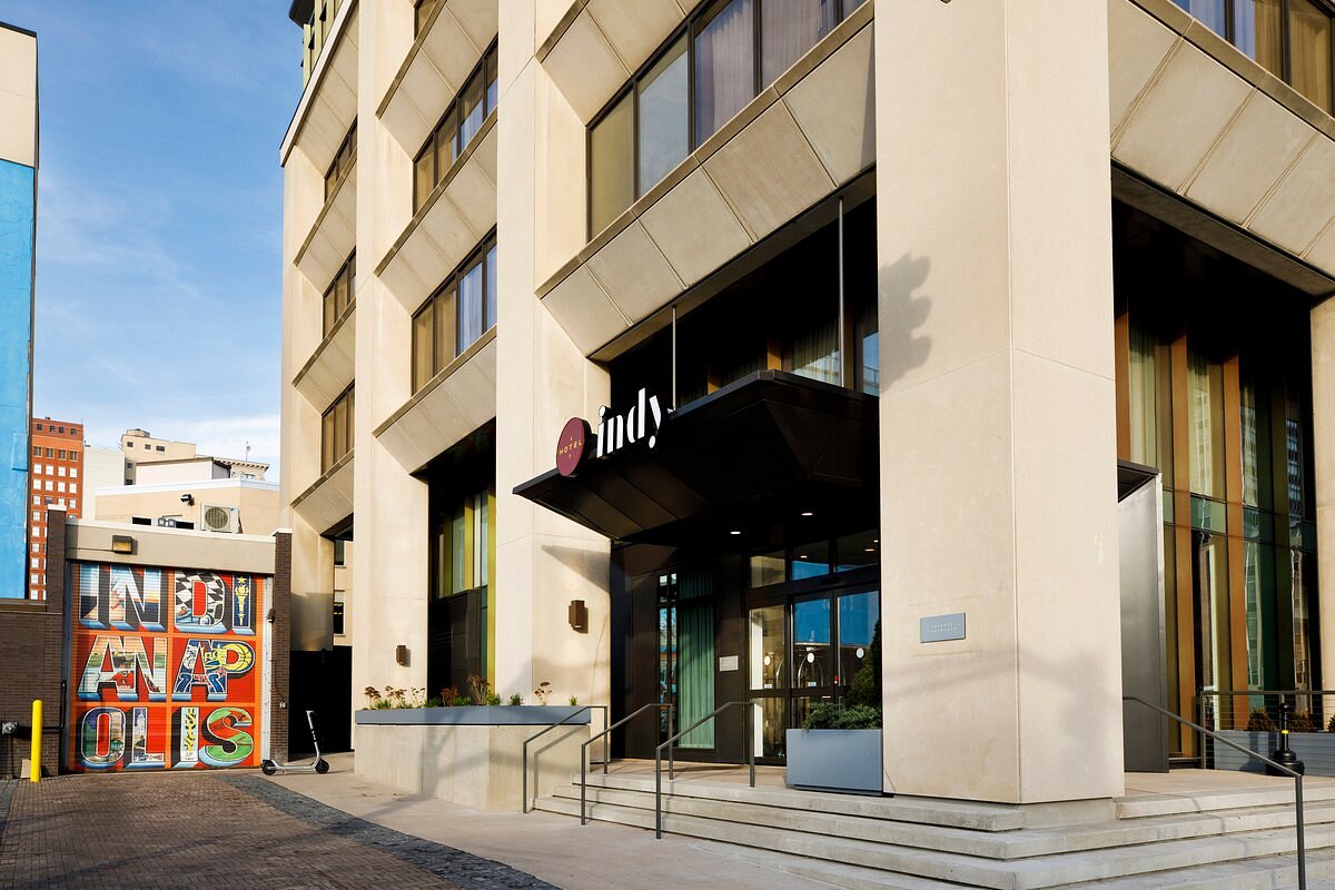 4 night Hotel Indy Downtown - 2027 (Race, Legends Day, & Carb Day)