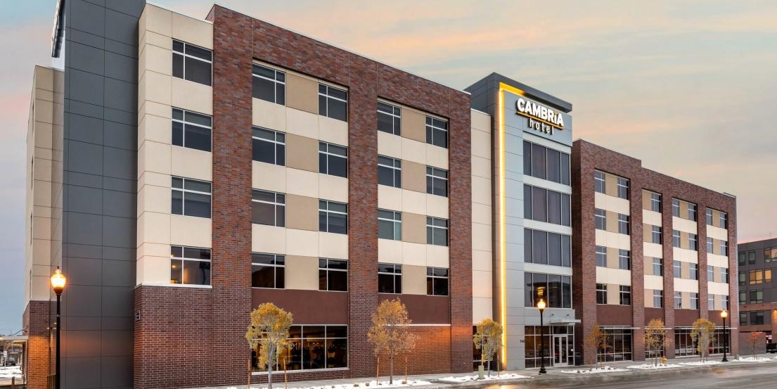 College World Series Cambria Omaha Hotel