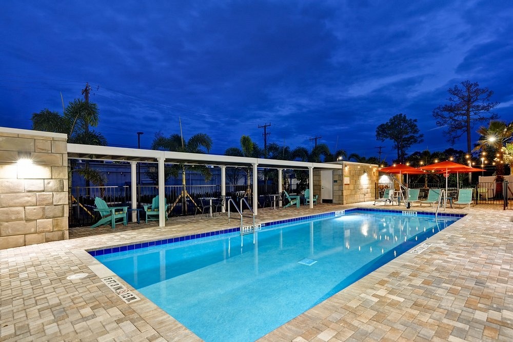 3 night Home2 Suites Daytona Speedway