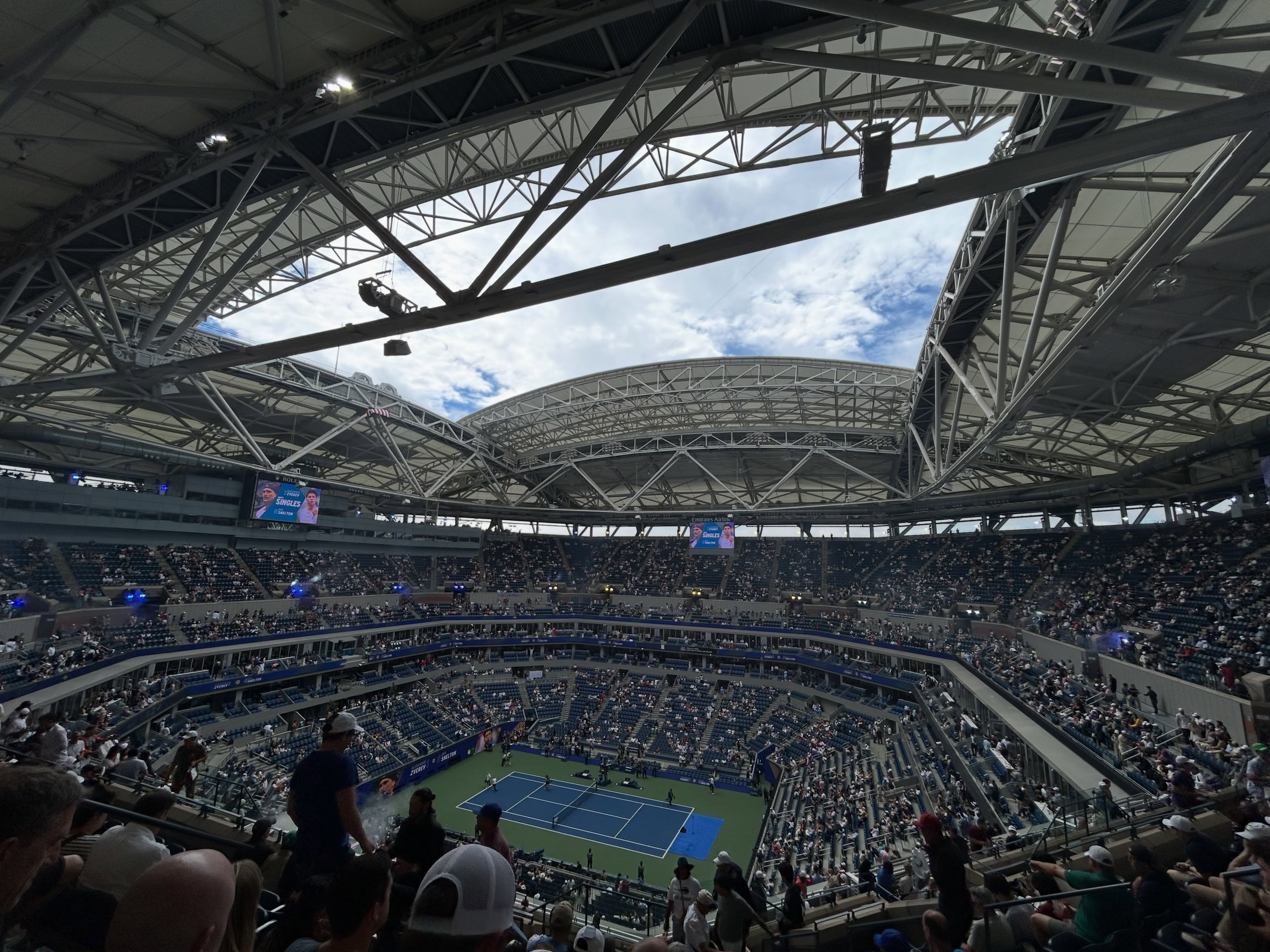 Let there be light! The roof has opened for the final day of the 2026 US Open! #usopen