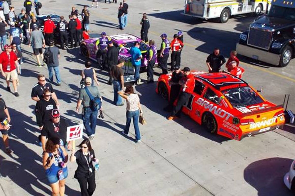 Las Vegas Motor Speedway Pit Road Access