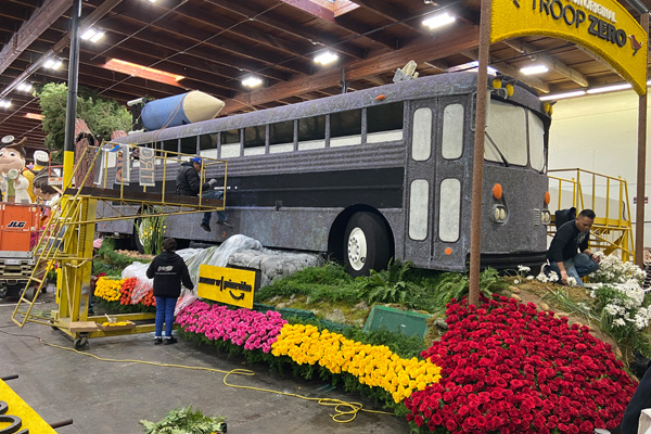 Float Decorating before the 2020 Rose Parade